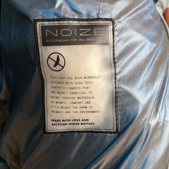 NOIZE Cruelty Free Outerwear Cropped Fit Puffer Jacket “Ice Blue” Size Large - Picture 7 of 13